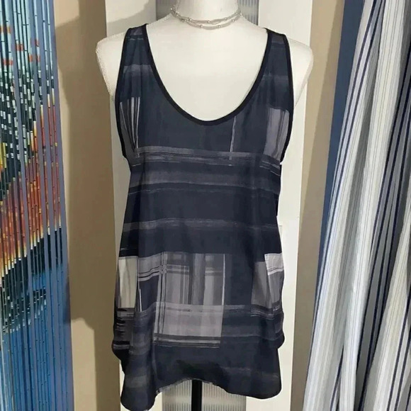 Mossimo size M Black Plaid Tank Top - Picture 1 of 8